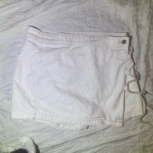 White Women's Shorts